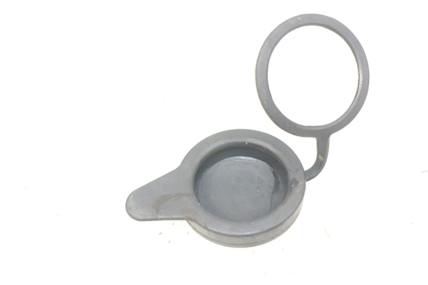 photo de EXPANSION TANK CAP HONDA CBR RR FIREBLADE 900 (1992 - 1994)