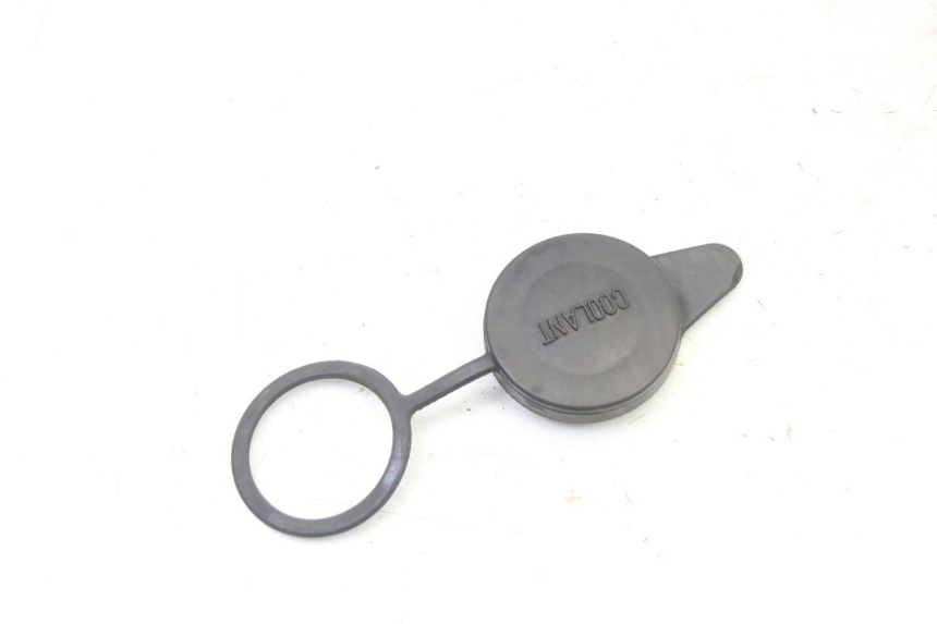 photo de EXPANSION TANK CAP HONDA CBR RR FIREBLADE 900 (1992 - 1994)