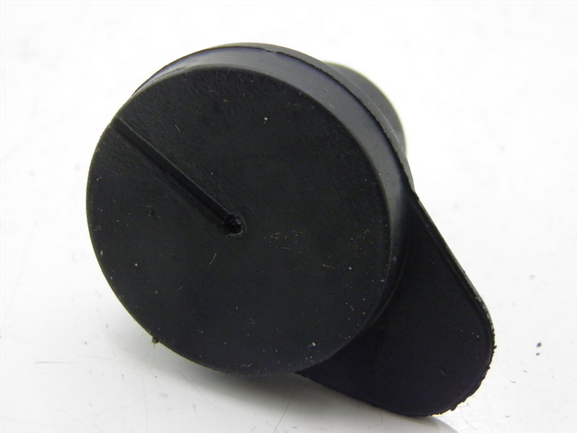 photo de EXPANSION TANK CAP HONDA FES S-WING SWING ABS 125 (2007 - 2015)