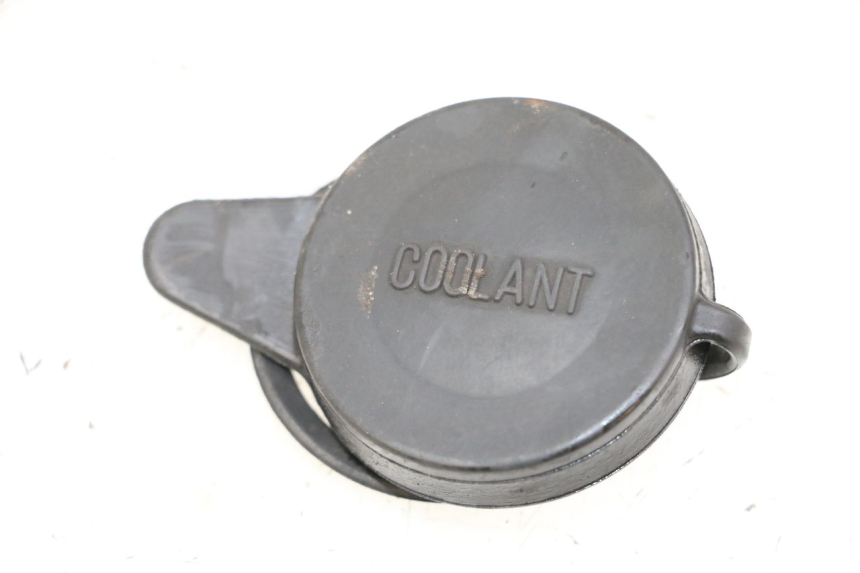 photo de EXPANSION BOTTLE CAP HONDA VT C2 SHADOW 750 (1997 - 2001)