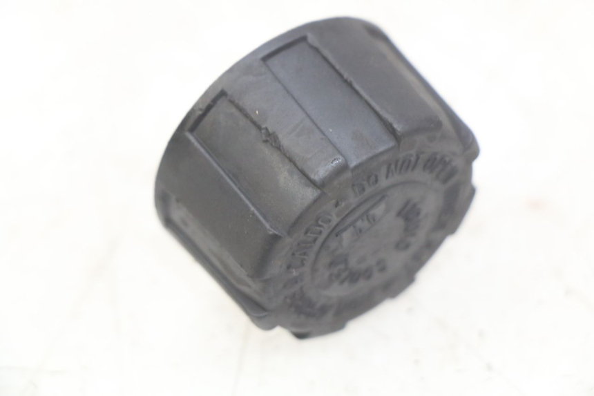 photo de EXPANSION TANK CAP GILERA NEXUS 125 (2007 - 2009)