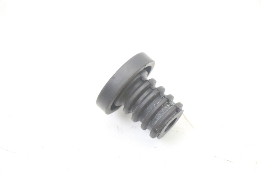 photo de EXPANSION BOTTLE CAP SUZUKI GSX F GSXF 650 (2007 - 2015)