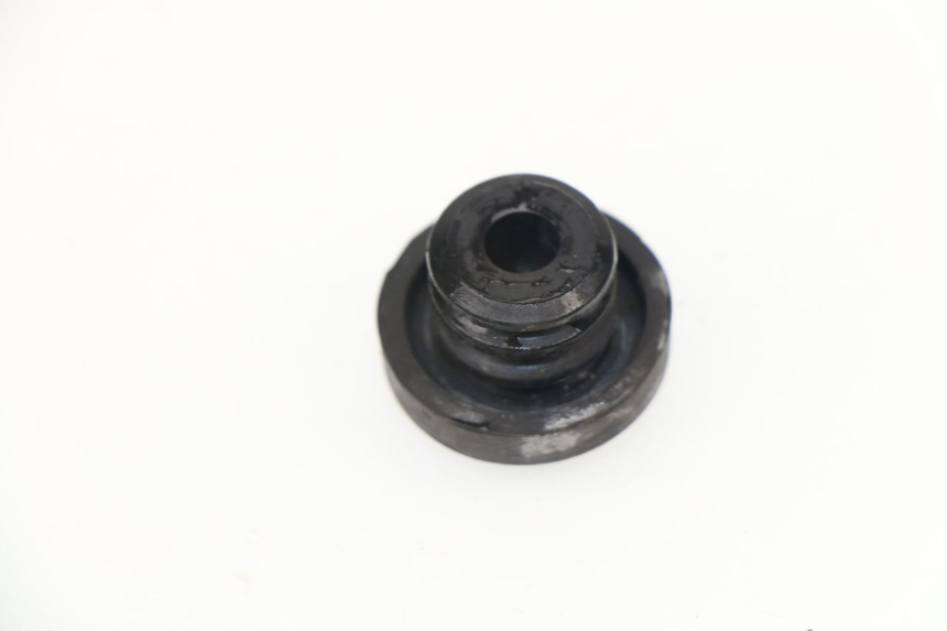 photo de EXPANSION TANK CAP SUZUKI UH BURGMAN 125 (2002 - 2006)