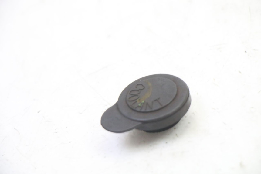 photo de EXPANSION BOTTLE CAP YAMAHA XMAX X-MAX 125 (2021 - 2025)
