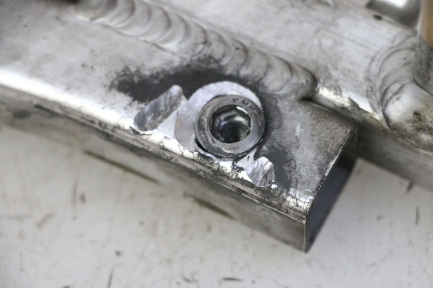 photo de REAR SUBFRAME HONDA CBR RR FIREBLADE 900 (1992 - 1994)