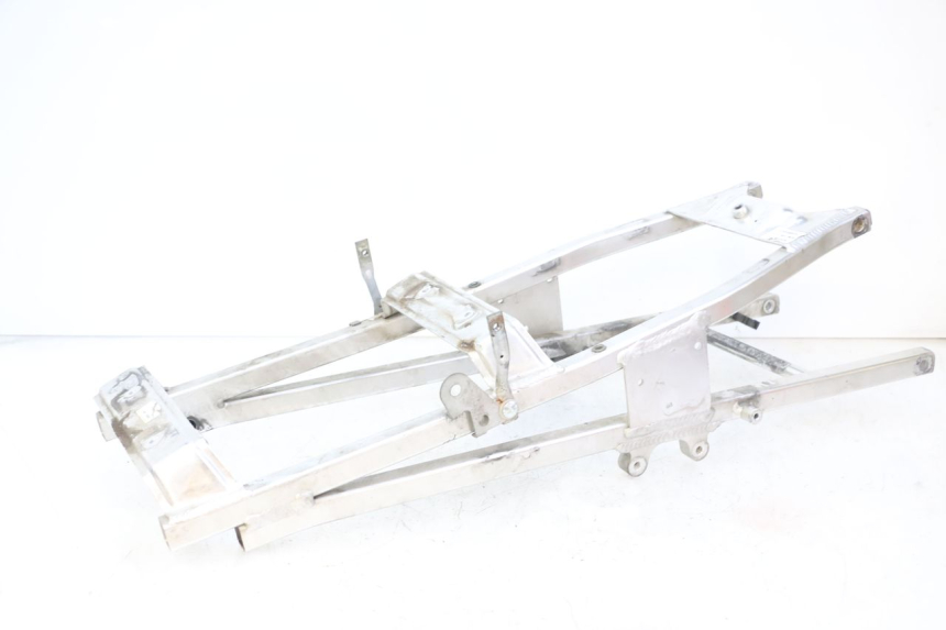 photo de REAR SUBFRAME HONDA CBR RR FIREBLADE 900 (1992 - 1994)