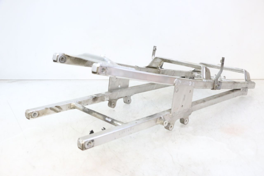 photo de REAR SUBFRAME HONDA CBR RR FIREBLADE 900 (1992 - 1994)