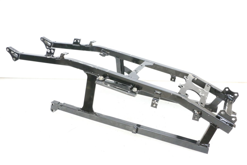 photo de REAR SUBFRAME KAWASAKI GPZ RX 1000 (1986 - 1988) - Fixing points details