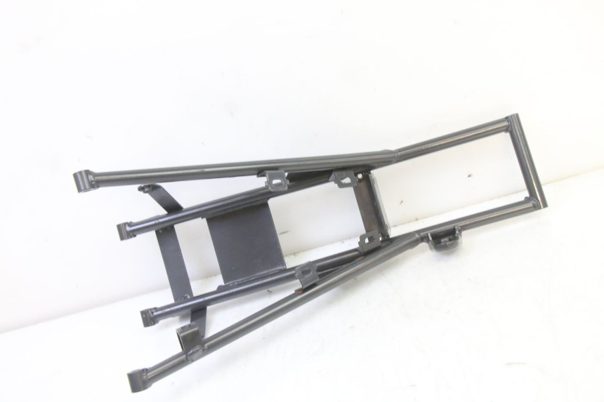 photo de REAR FRAME LOOP APOLLO RFZ 125
