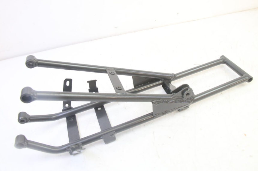 photo de REAR FRAME LOOP APOLLO RFZ 125