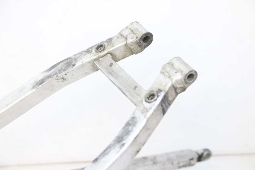 photo de REAR SUBFRAME YAMAHA YZ 125 (1998 - 2005)