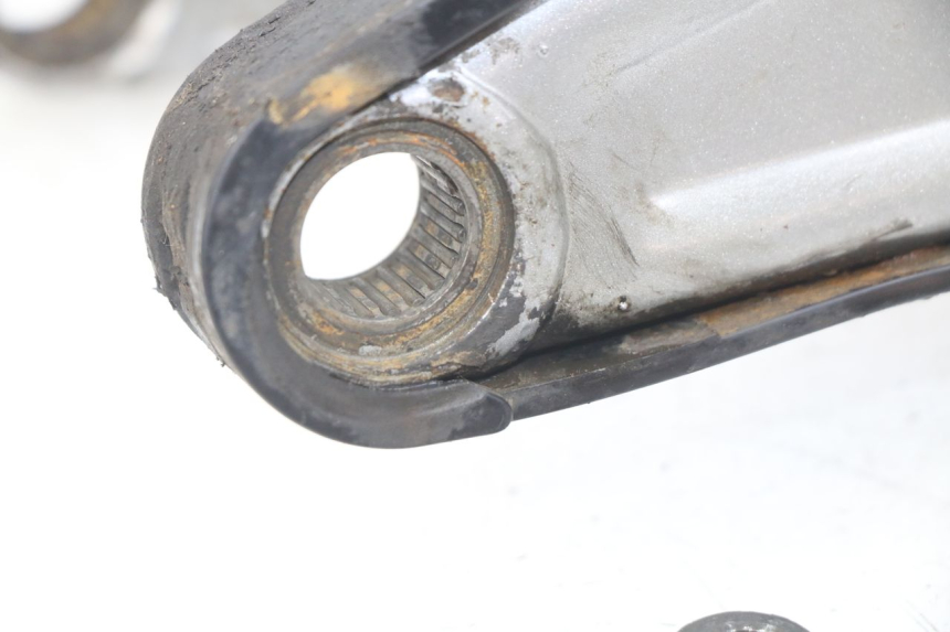 photo de SWINGARM APOLLO RFZ 125