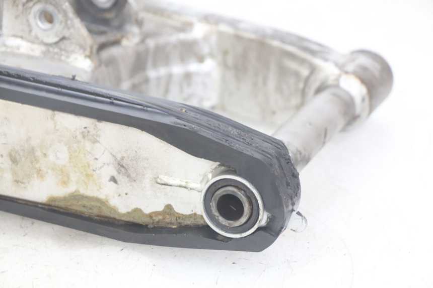 photo de SWINGARM HONDA CBR F SC25 1000 (1989 - 1992)
