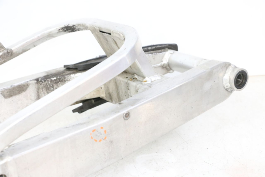 photo de SWING ARM HONDA CBR RR FIREBLADE 900 (1992 - 1994)