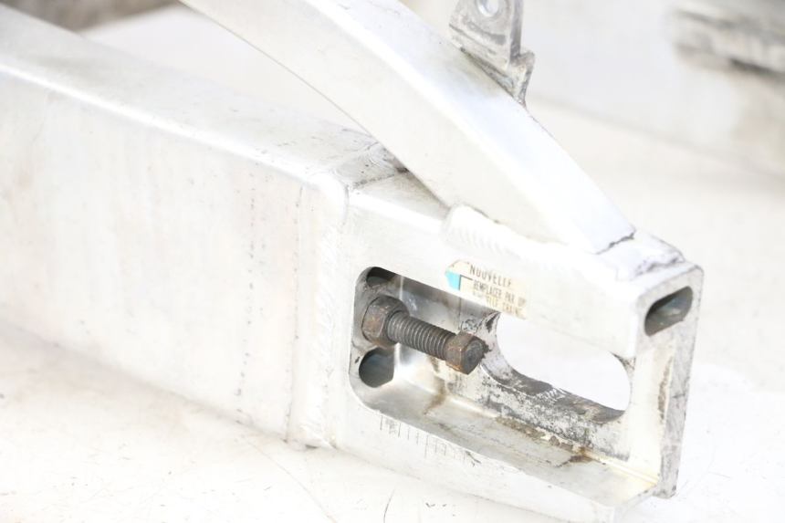 photo de SWING ARM HONDA CBR RR FIREBLADE 900 (1992 - 1994)