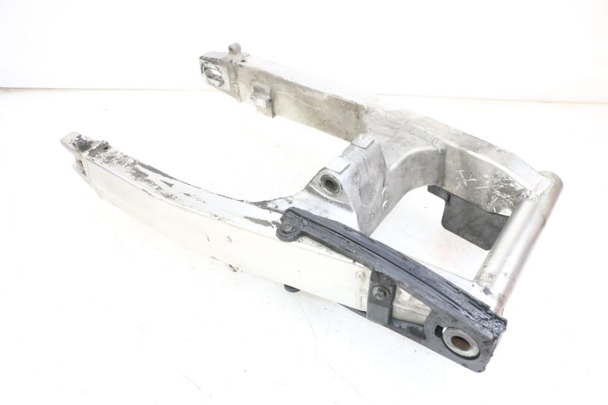 photo de SWING ARM SUZUKI DL V STROM 1000 (2002 - 2007) - Fixing points details