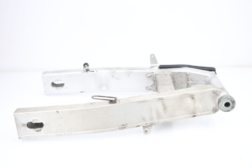 photo de SWING ARM YAMAHA FZS FAZER 600 (1998 - 2001)