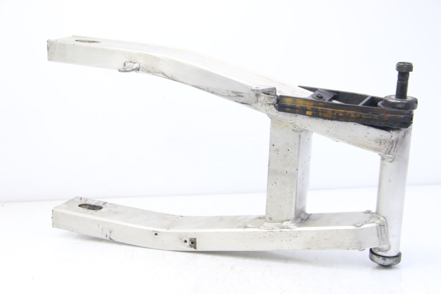 photo de SWINGARM YAMAHA FZS FAZER 600 (2001 - 2003)