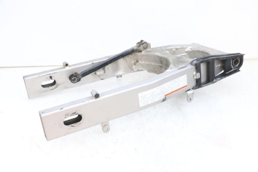 photo de SWING ARM SUZUKI GSF N BANDIT 600 (1996 - 1999) - Alternative angle