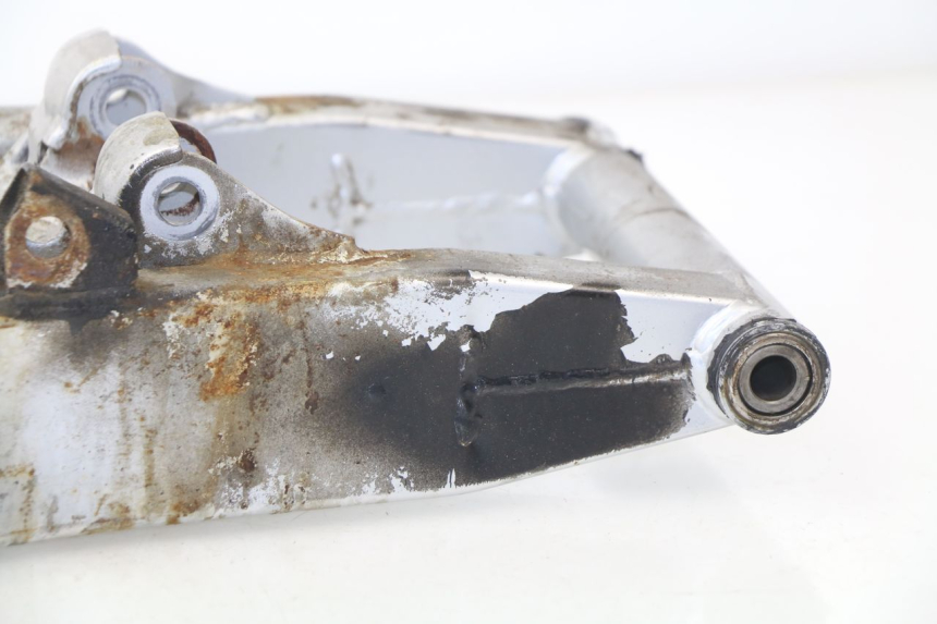 photo de SWING ARM SUZUKI GSXF GSX F 600 (1988 - 1997)