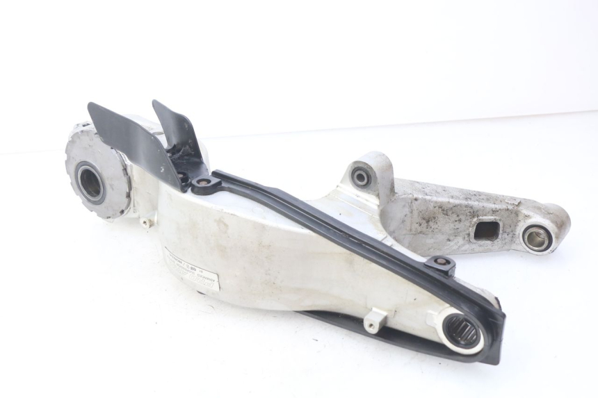 photo de SWINGARM HONDA VFR FI RC46 800 (1998 - 2001)