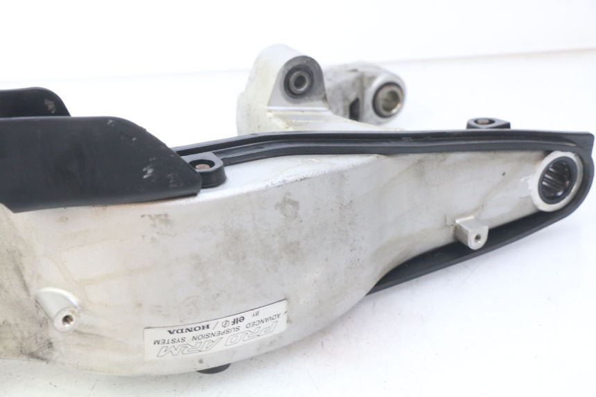 photo de SWINGARM HONDA VFR FI RC46 800 (1998 - 2001)