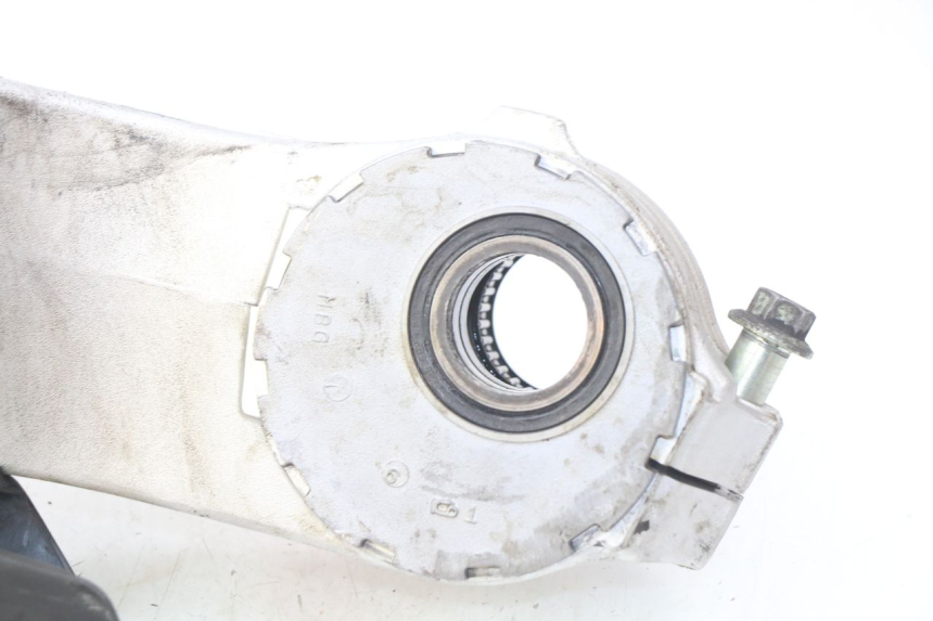 photo de SWINGARM HONDA VFR FI RC46 800 (1998 - 2001)