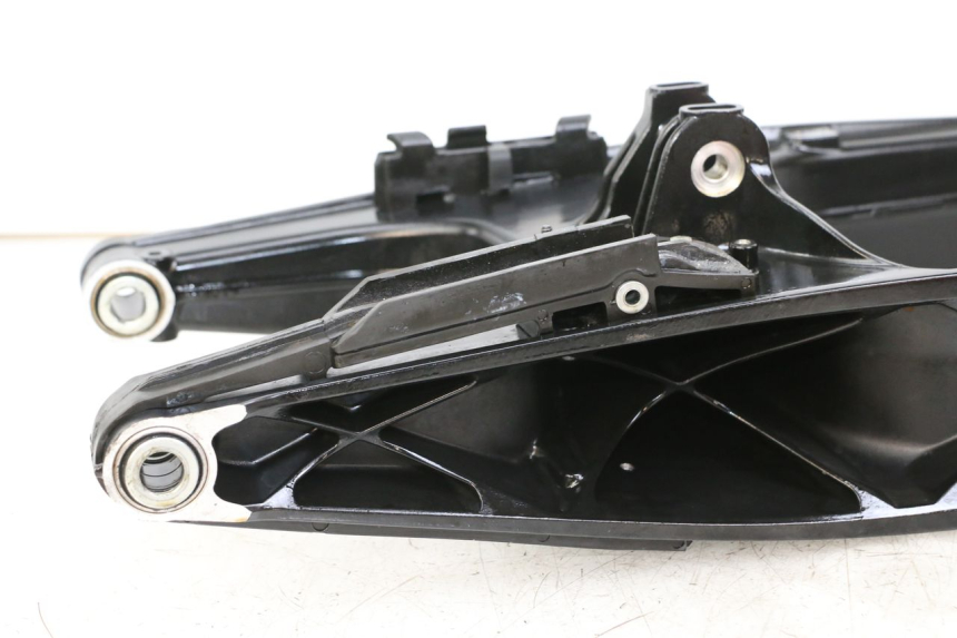 photo de SWING ARM HUSQVARNA SVARTPILEN 401 (2018 - 2023)