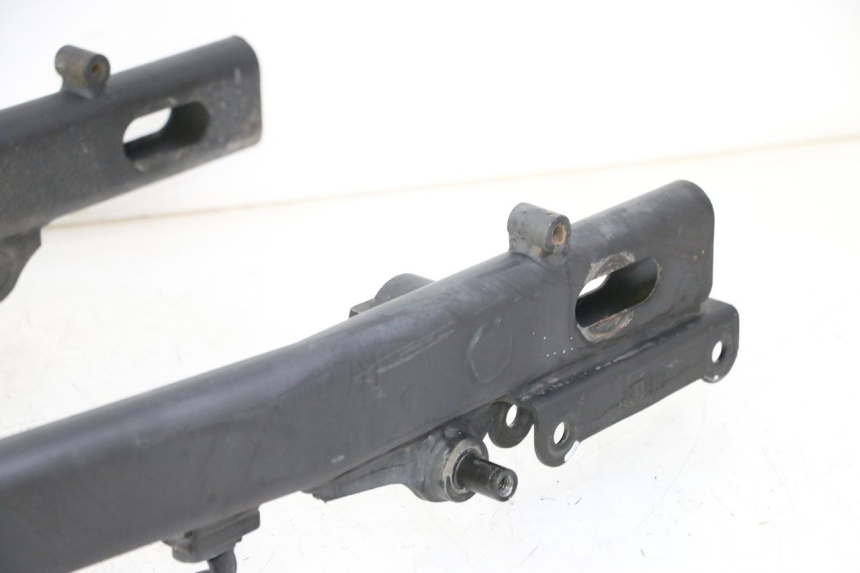 photo de SWING ARM KEEWAY K-LIGHT KLIGHT 125 (2018 - 2025) - Surface and material condition