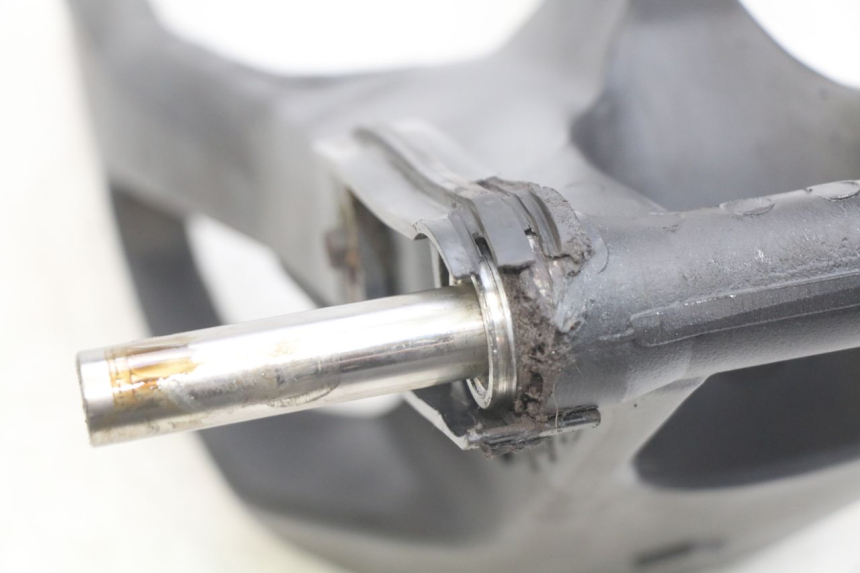 photo de SWINGARM YAMAHA MT ABS 125 (2014 - 2018)