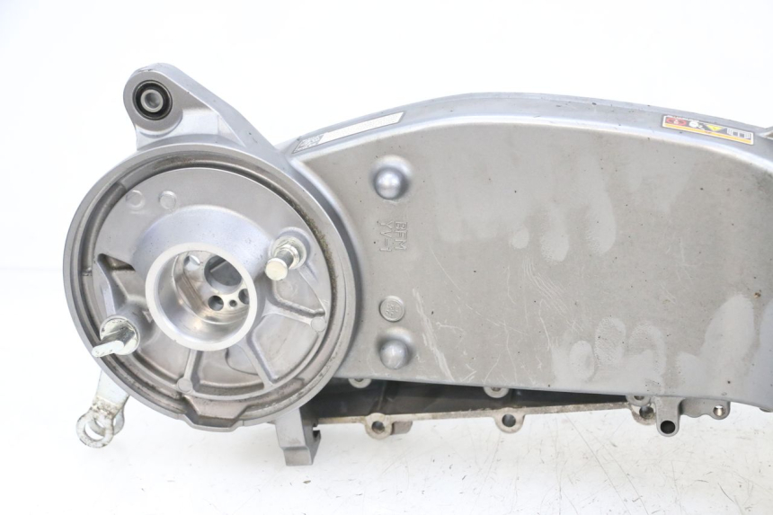 photo de SWING ARM YAMAHA NEO'S CORE 1 (2022 - 2026) - Technical close-up