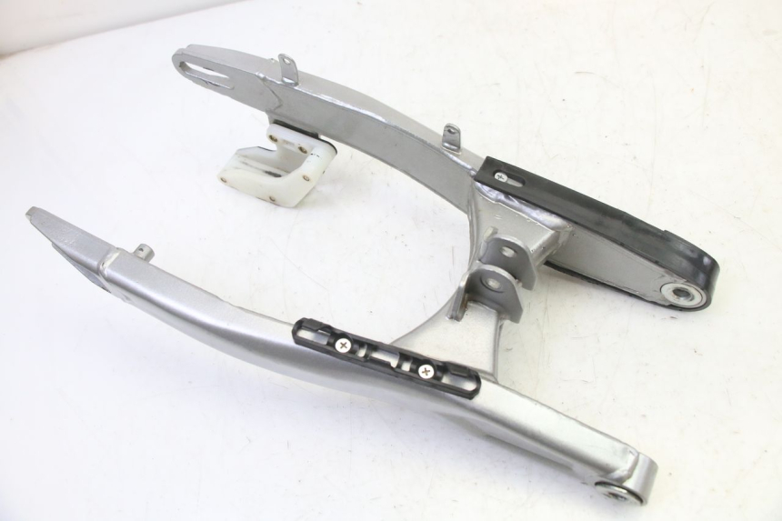 photo de SWINGARM APOLLO RFZ 125