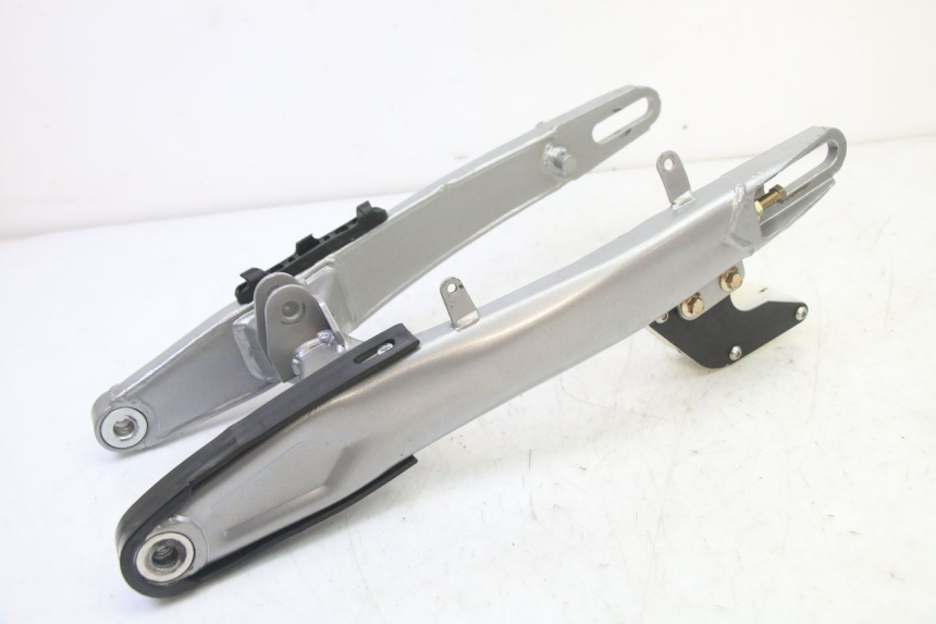 photo de SWINGARM APOLLO RFZ 125