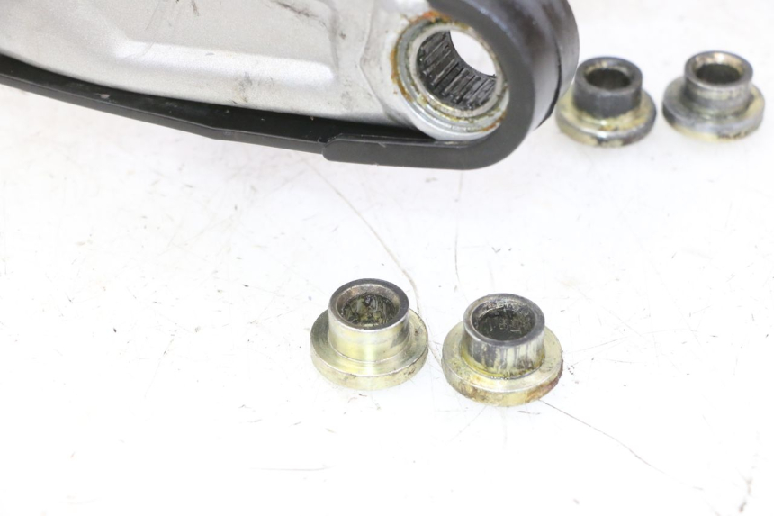 photo de SWINGARM APOLLO RFZ 125