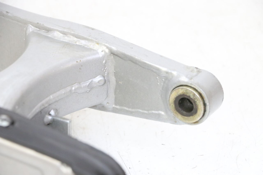photo de SWINGARM APOLLO RFZ 125