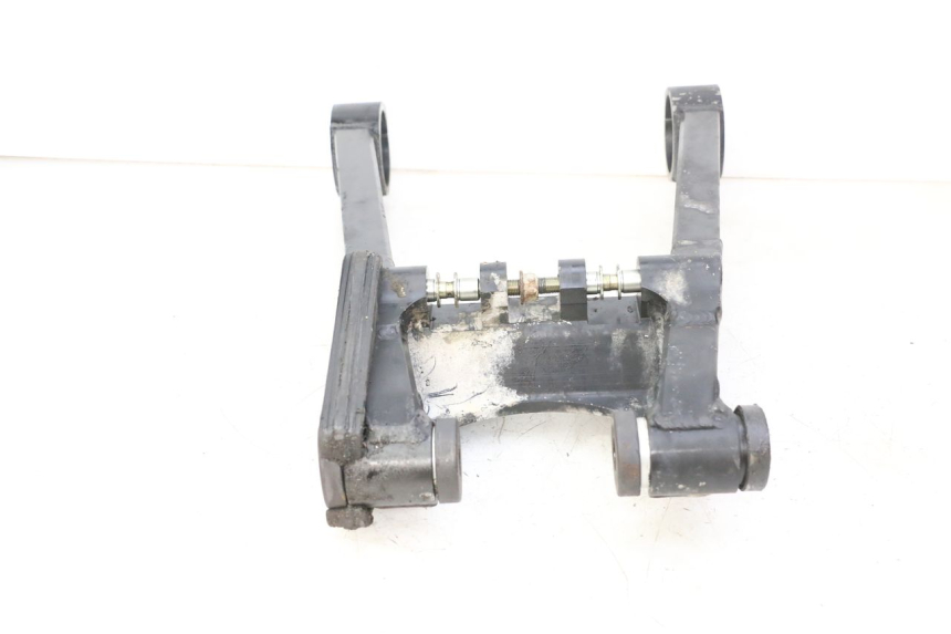 photo de SWING ARM TRIUMPH SPRINT 900 (1995 - 1998)