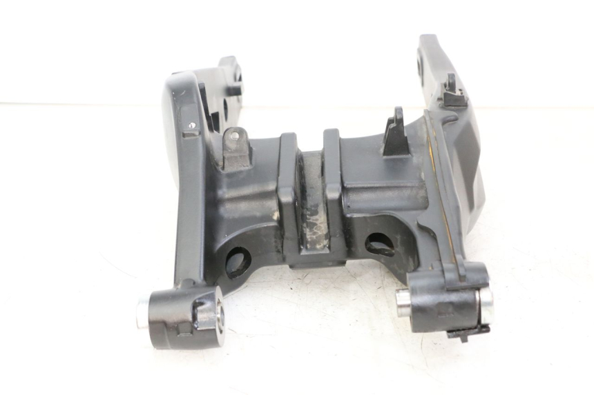 photo de SWING ARM YAMAHA TRACER 7 700 (2020 - 2024) - Fixing points details