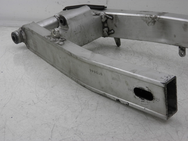 photo de SWING ARM YAMAHA FZS FAZER 600 (1998 - 2001)