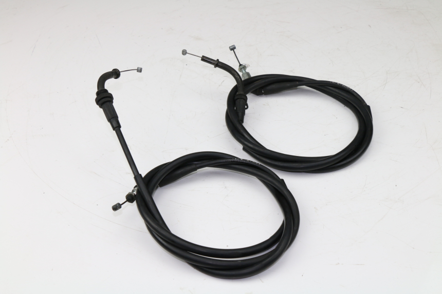 photo de THROTTLE CABLE SUZUKI AN BURGMAN 400 (1999 - 2005)