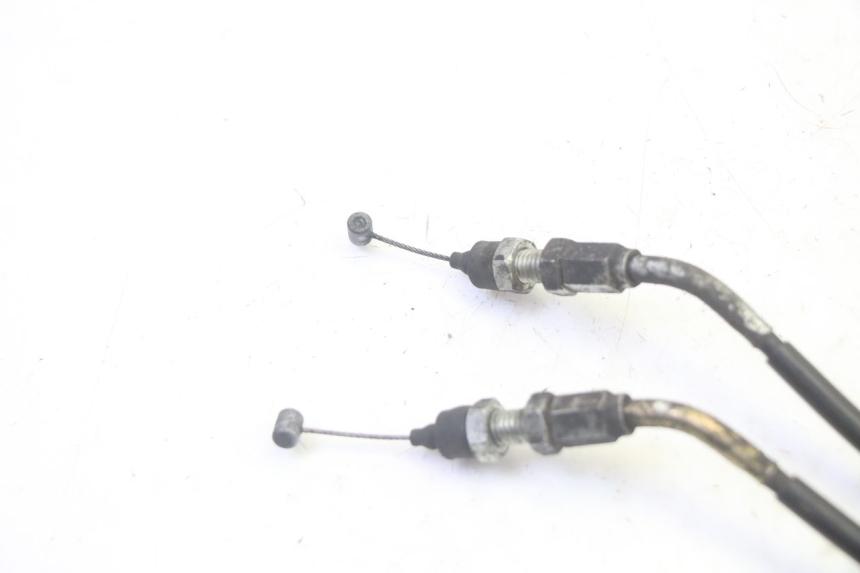 photo de THROTTLE CABLE SUZUKI DL V STROM 1000 (2002 - 2007) - Zoom on usage condition
