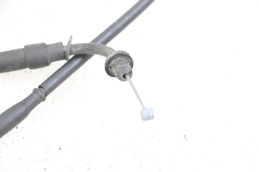 photo de THROTTLE CABLE GOES WIKI 125 (2010 - 2015) - Zoom on usage condition