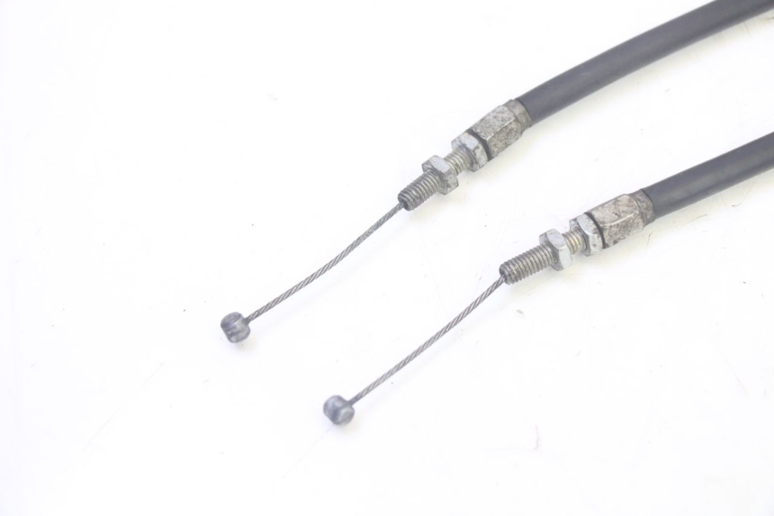 photo de THROTTLE CABLE SUZUKI GSF N BANDIT 600 (1996 - 1999) - Zoom on usage condition