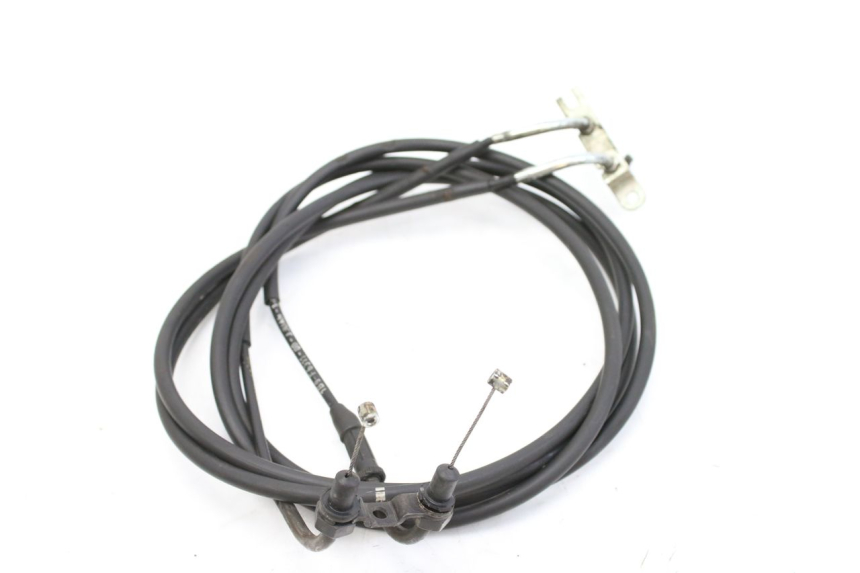 photo de ACCELERATOR CABLE YAMAHA XMAX X-MAX 125 (2006 - 2009) - Zoom on usage condition