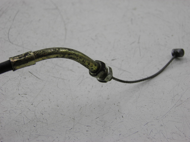 photo de THROTTLE CABLE YAMAHA YBR CUSTOM 125 (2008 - 2010) - Zoom on usage condition