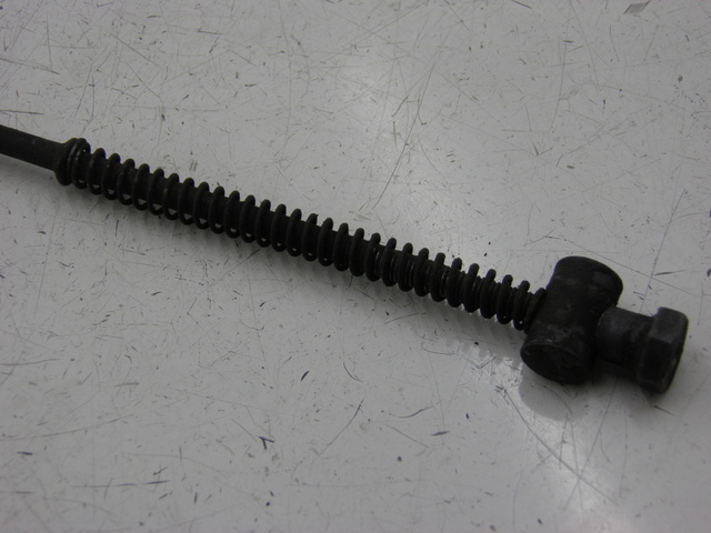 photo de REAR BRAKE CABLE KAWASAKI ER5 ER-5 500 (2001 - 2004) - Zoom on usage condition