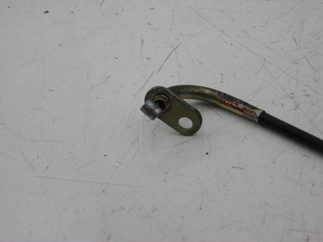 photo de FUEL FLAP CABLE SYM GTS 125 (2005 - 2008) - Zoom on usage condition