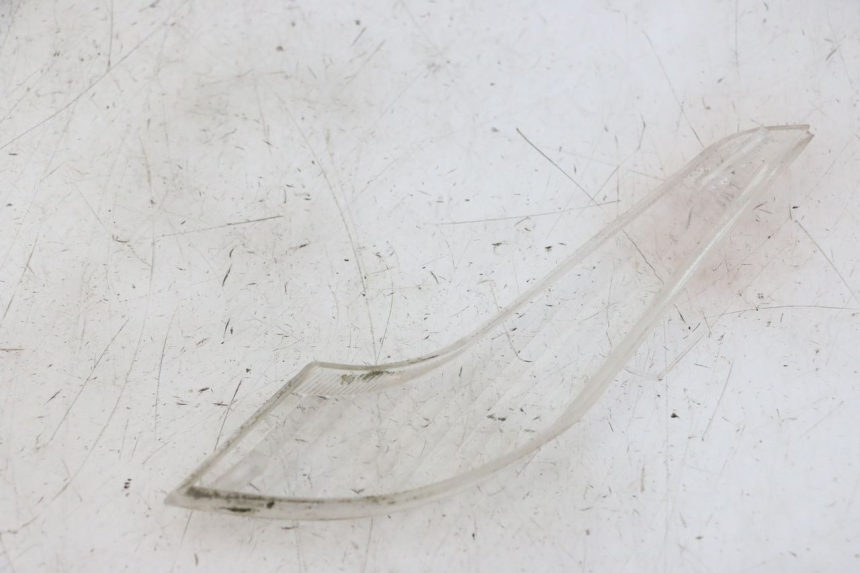 photo de FRONT RIGHT TURN SIGNAL LENSE PEUGEOT VIVACITY NEW 2T 50 (2008 - 2017)