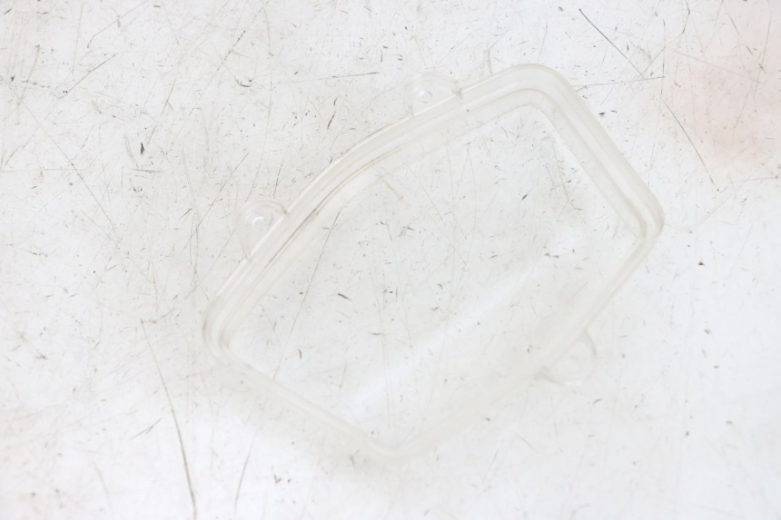 photo de SPEEDOMETER COVER PEUGEOT KISBEE 4T 50 (2010 - 2017) - Zoom on usage condition