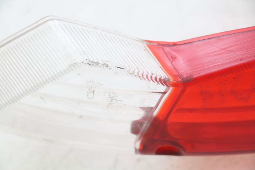 photo de REAR LIGHT LENS PEUGEOT KISBEE 2T 50 (2010 - 2017)