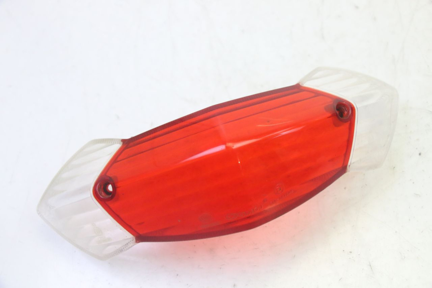 photo de REAR LIGHT LENS PEUGEOT KISBEE 2T 50 (2010 - 2017)